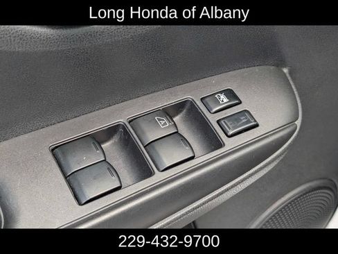Used 2016 Nissan Versa Note FWD image 13