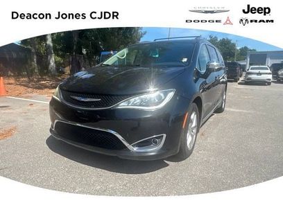 Used 2020 Chrysler Pacifica Limited