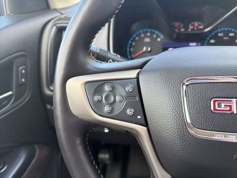 Used 2022 GMC Canyon Denali AWD/4WD image 13