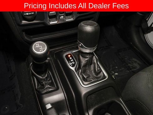 Used 2020 Jeep Gladiator Sport w/ Quick Order Package 24S AWD/4WD image 17