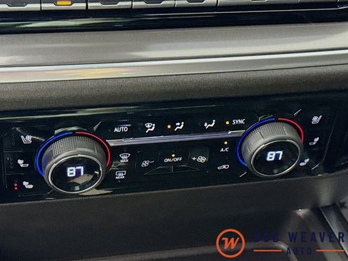 Used 2025 Chevrolet Silverado 2500 High Country image 21