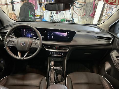 Certified 2024 Buick Encore GX Avenir w/ Avenir Convenience Package AWD/4WD image 18