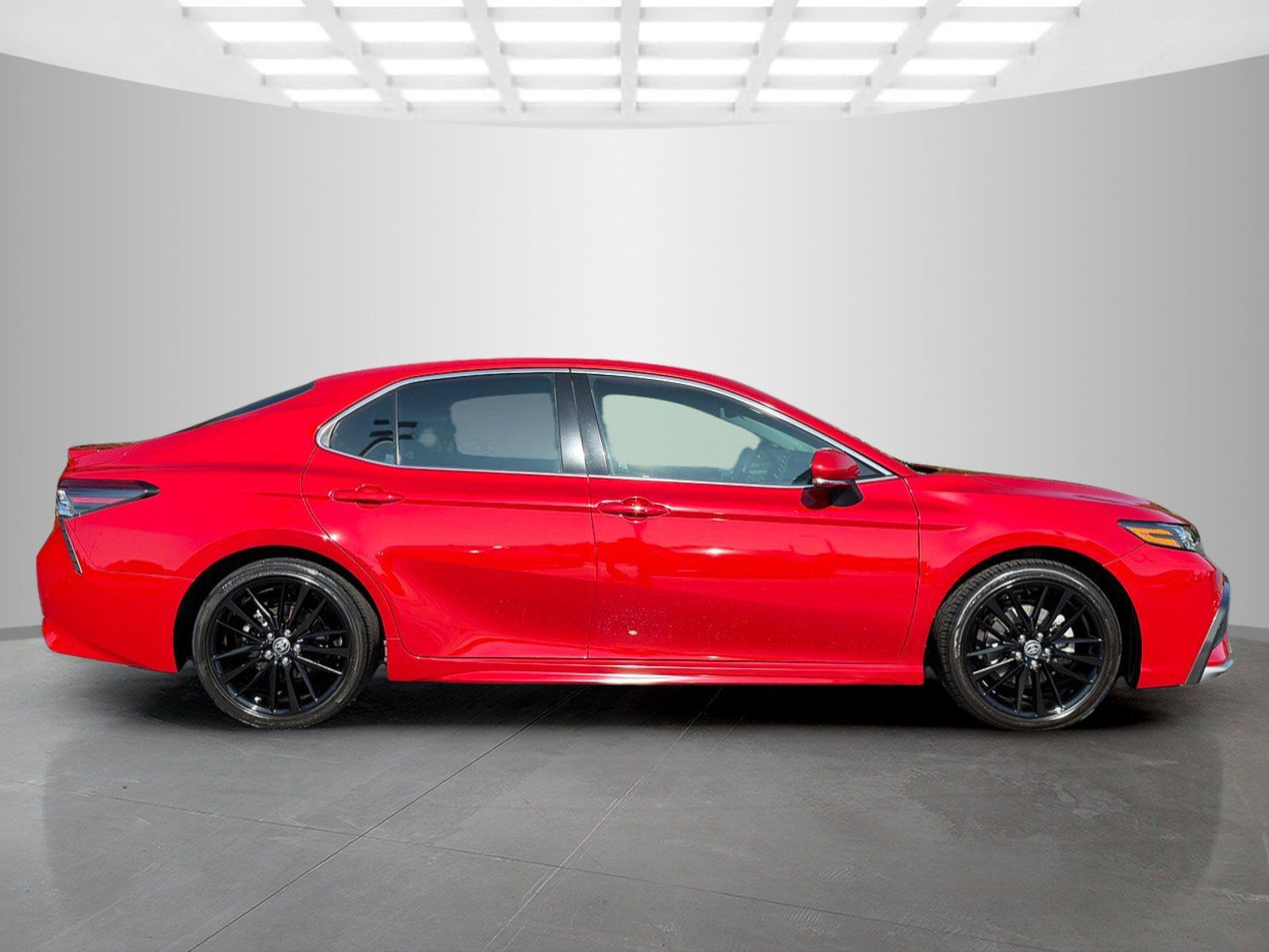 Used 2021 Toyota Camry XSE w/ Navigation Package FWD image 6