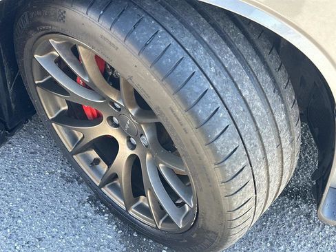 Used 2016 Dodge Challenger SRT Hellcat image 5