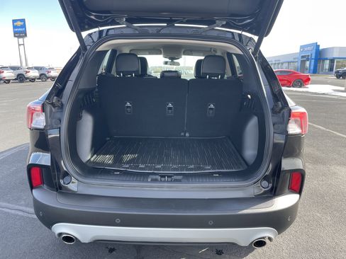 Used 2020 Ford Escape SEL image 23