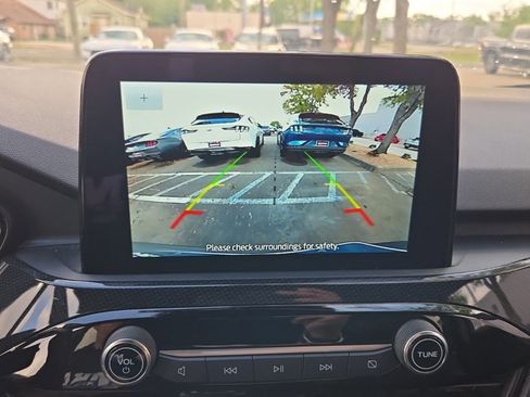 Used 2025 Ford Escape ST-Line image 12