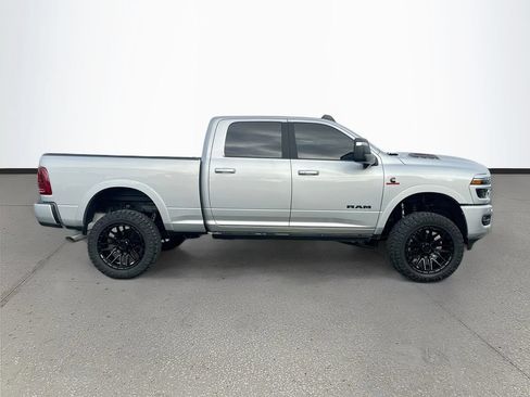 Certified 2026 RAM 2500 Limited AWD/4WD image 8