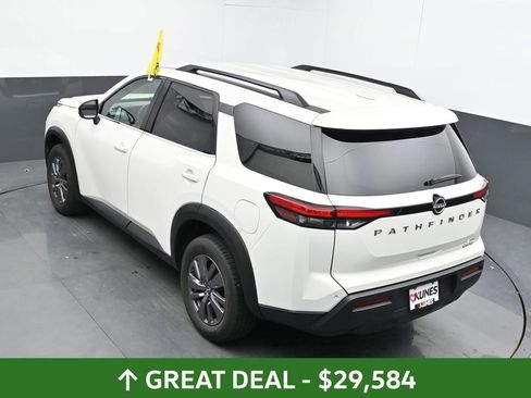 Used 2025 Nissan Pathfinder SV AWD/4WD image 46