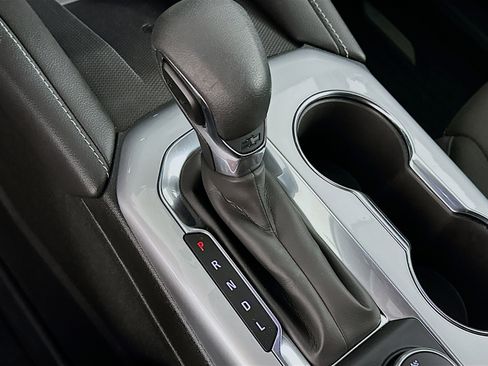 Used 2024 Chevrolet Blazer LT w/ Convenience Package image 24