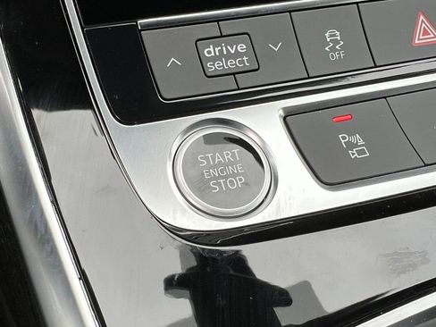 New 2026 Audi Q7 3.0T Premium AWD/4WD image 24