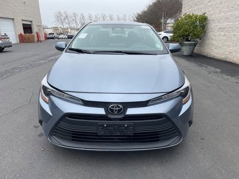 Used 2024 Toyota Corolla LE image 2