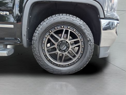 Used 2018 GMC Sierra 1500 SLT AWD/4WD image 21