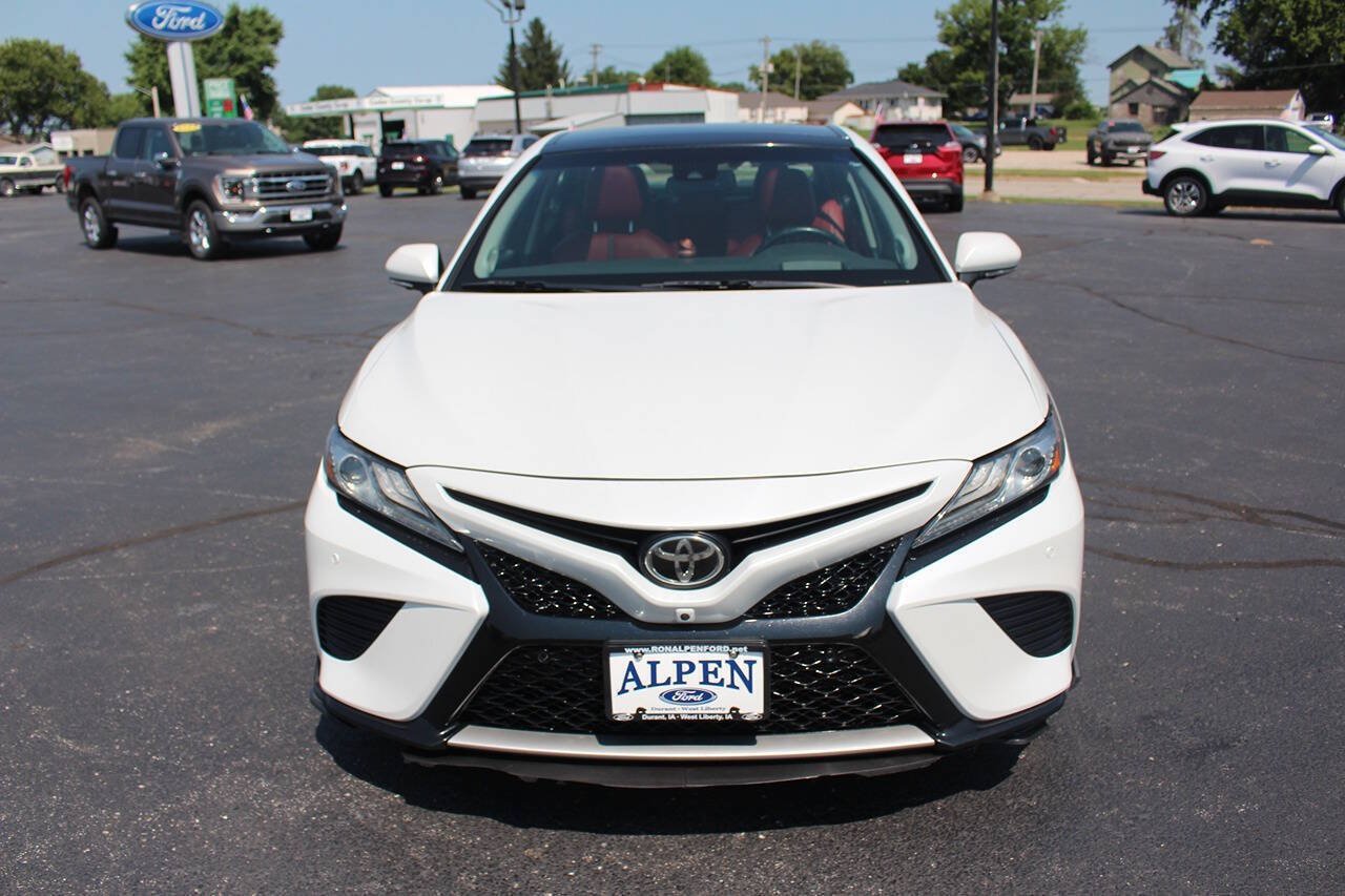 Used 2018 Toyota Camry XSE w/ Driver Assist Package FWD image 3