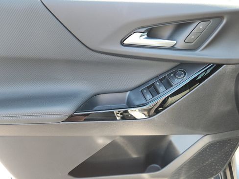 New 2026 Chevrolet Equinox LT image 11