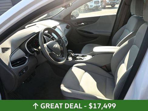 Used 2024 Chevrolet Malibu LT FWD image 18