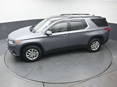 Used 2021 Chevrolet Traverse LT AWD/4WD image 37