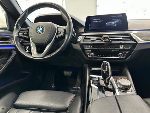 Used 2019 BMW 530i w/ Convenience Package RWD image 29