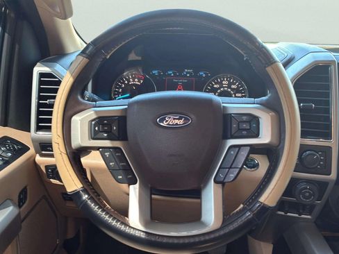 Used 2019 Ford F150 Lariat AWD/4WD image 32