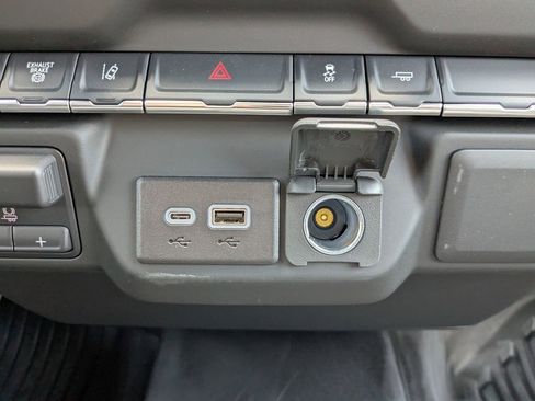 New 2024 Chevrolet Silverado 3500 W/T image 22