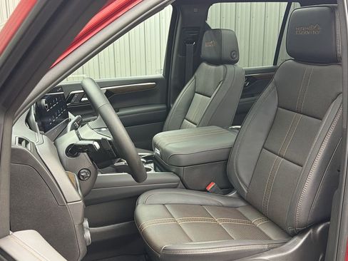 Used 2026 Chevrolet Tahoe High Country w/ Sun And Tow Package image 31