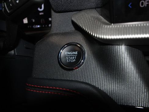 Used 2025 Ford Explorer ST-Line w/ Premium Package image 14