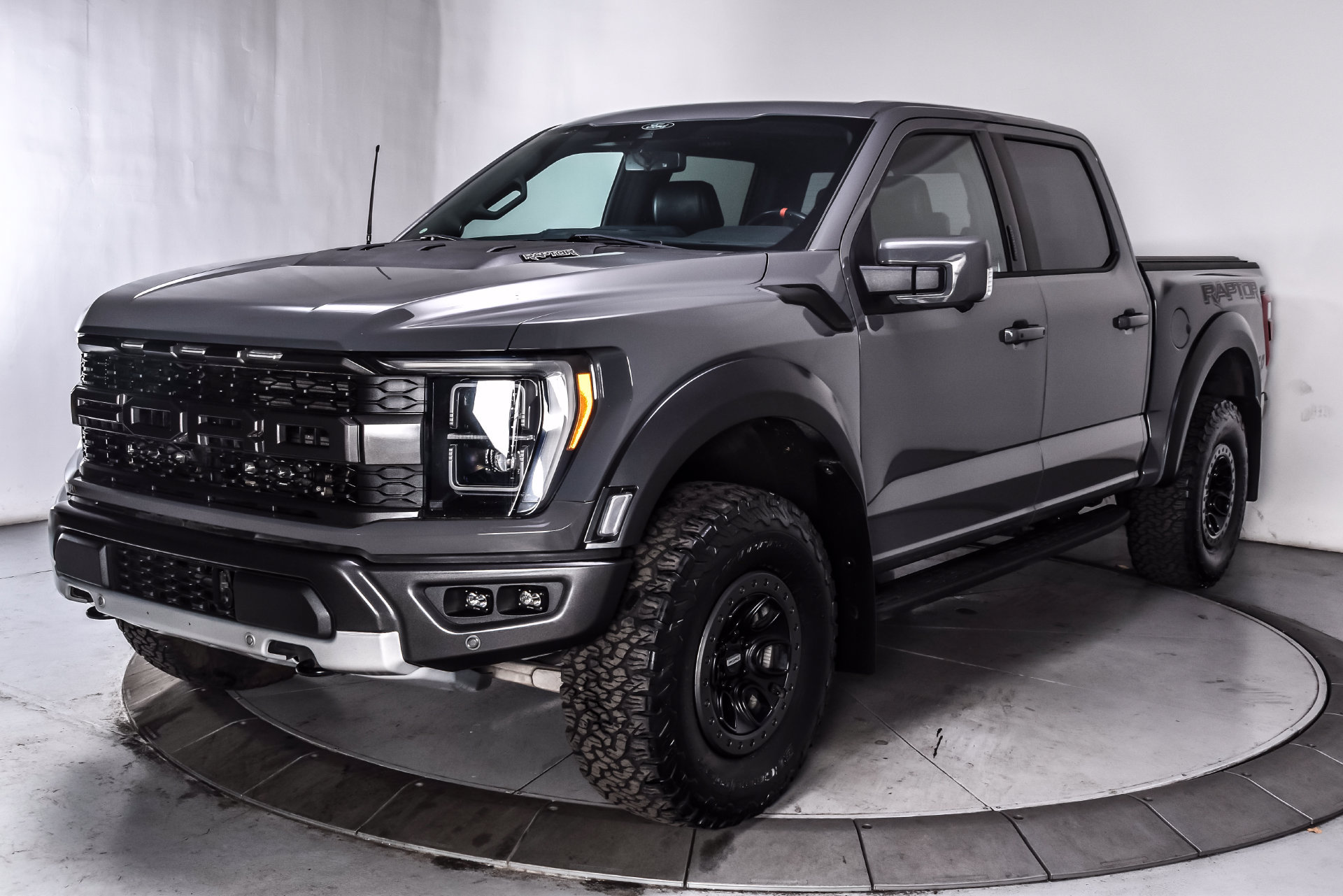 Used 2021 Ford F150 Raptor w/ Equipment Group 801A High AWD/4WD image 3