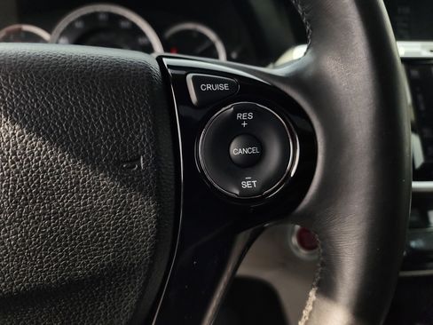 Used 2017 Honda Accord EX-L image 27