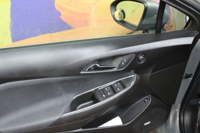 Used 2018 Chevrolet Cruze LT w/ LT True North Edition FWD image 13
