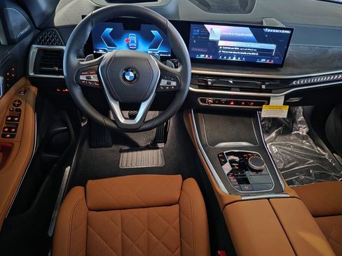 New 2026 BMW X5 sDrive40i w/ Climate Comfort Package RWD image 11