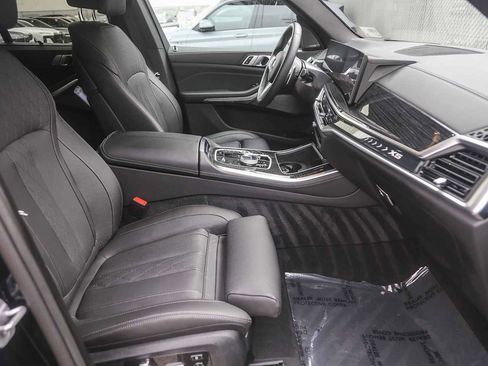 Used 2025 BMW X5 xDrive50e w/ Executive Package image 13