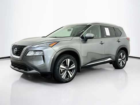 Used 2023 Nissan Rogue SL AWD/4WD image 3