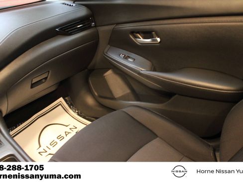 Certified 2024 Nissan Sentra SV FWD image 11