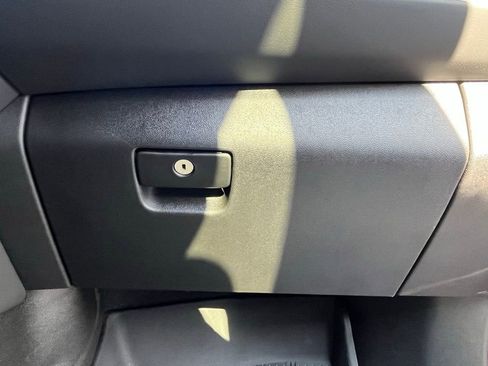 New 2026 Chevrolet Suburban Premier image 24