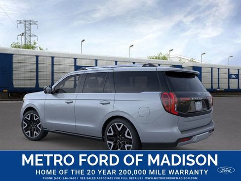 New 2026 Ford Expedition Platinum image 5