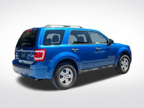 Used 2011 Ford Escape XLT w/ 201A Rapid Spec Order Code FWD image 6