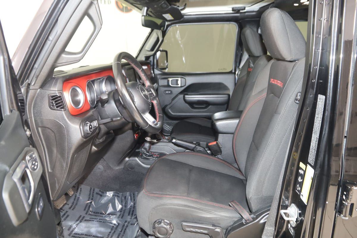 Used 2021 Jeep Gladiator Rubicon AWD/4WD image 13