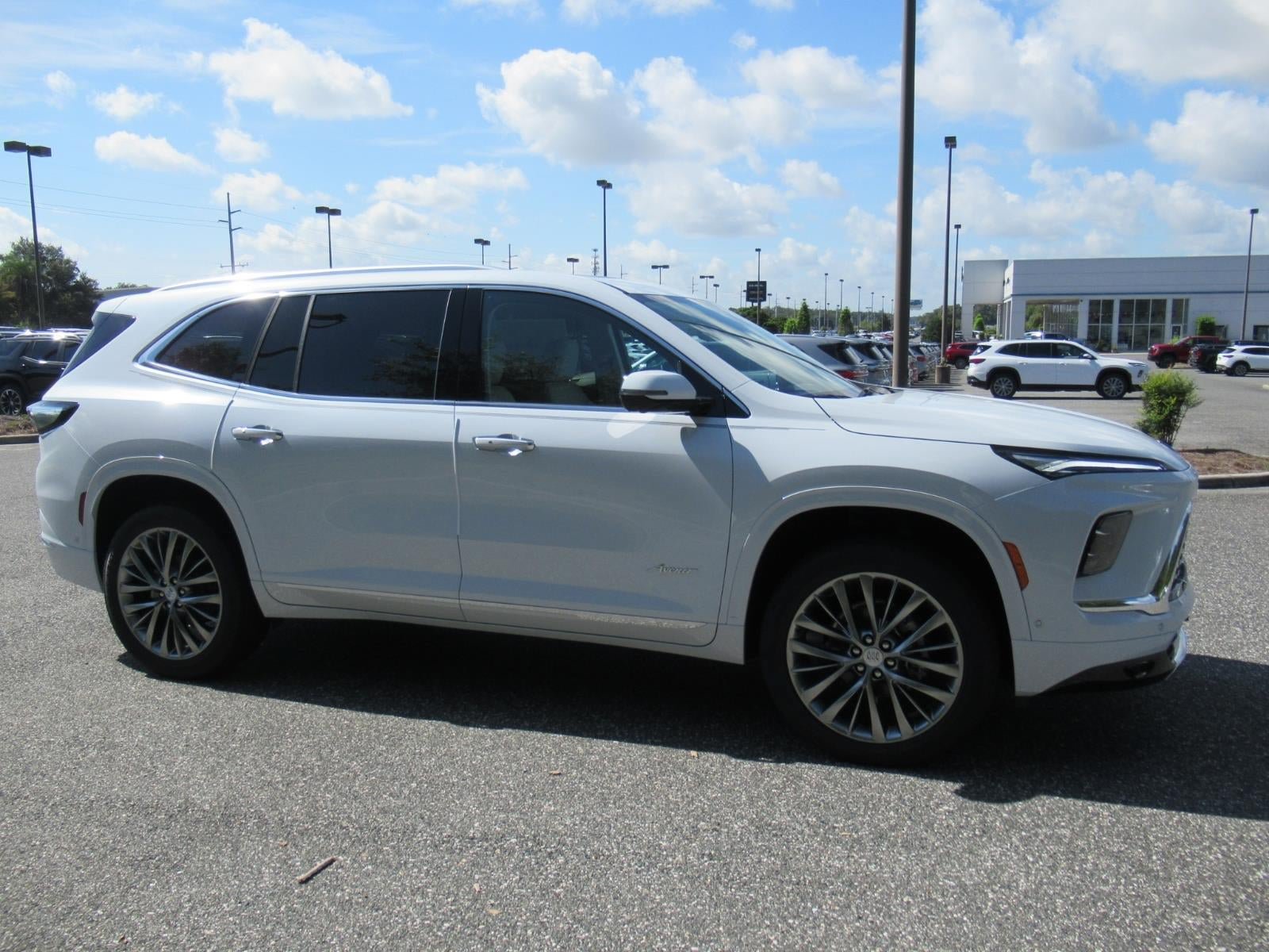 New 2026 Buick Enclave Avenir w/ Super Cruise Package FWD image 2