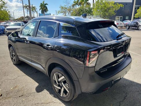 Certified 2025 Nissan Kicks SV w/ SV Premium Package image 7