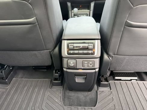 Certified 2024 Subaru Ascent Touring AWD/4WD image 23