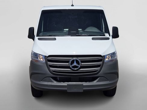 New 2025 Mercedes-Benz Sprinter 2500 image 8