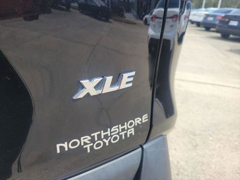 Certified 2021 Toyota RAV4 XLE FWD image 10