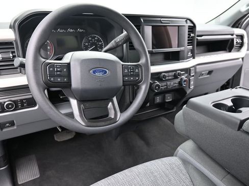Used 2025 Ford F250 XLT AWD/4WD image 12