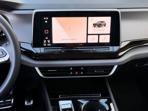 New 2026 Volkswagen Atlas Peak Edition AWD/4WD image 17