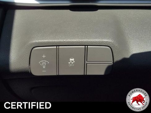 Used 2024 Hyundai Elantra SEL FWD image 27