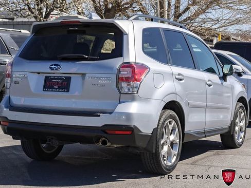 Used 2017 Subaru Forester 2.5i Touring image 18