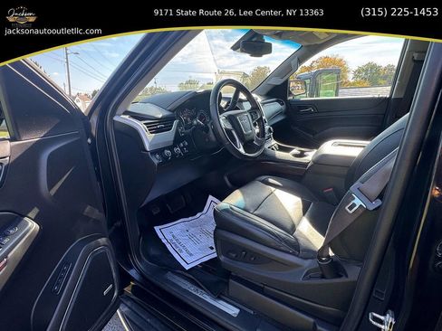Used 2017 GMC Yukon SLT w/ Open Road Package image 5