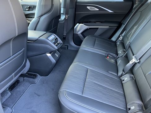 New 2026 Cadillac Lyriq V image 17