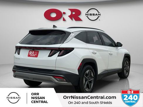 Used 2025 Hyundai Tucson SEL FWD image 5