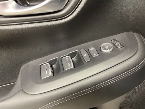 New 2027 Honda HR-V EX-L image 17