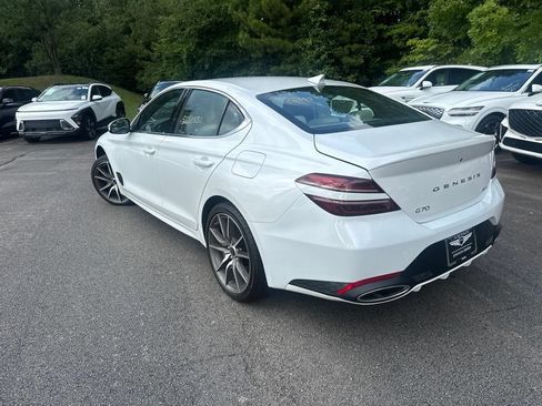 Used 2025 Genesis G70 2.5T AWD/4WD image 3